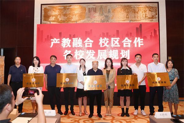 图片 1 图片 1