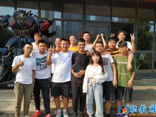 图片 2 图片 2