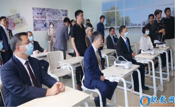 图片 3 图片 3