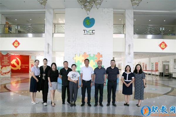 图片 1 图片 1