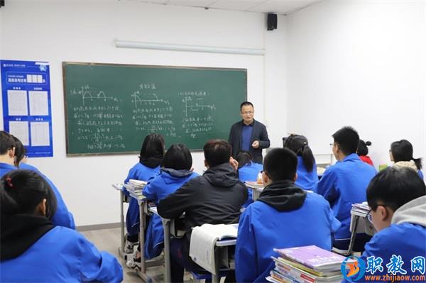 图片 1 图片 1