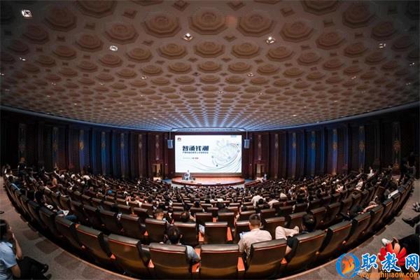图片 1 图片 1