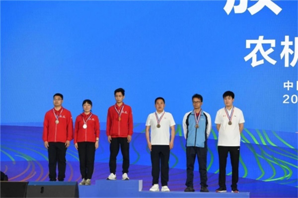 图片 12 图片 12